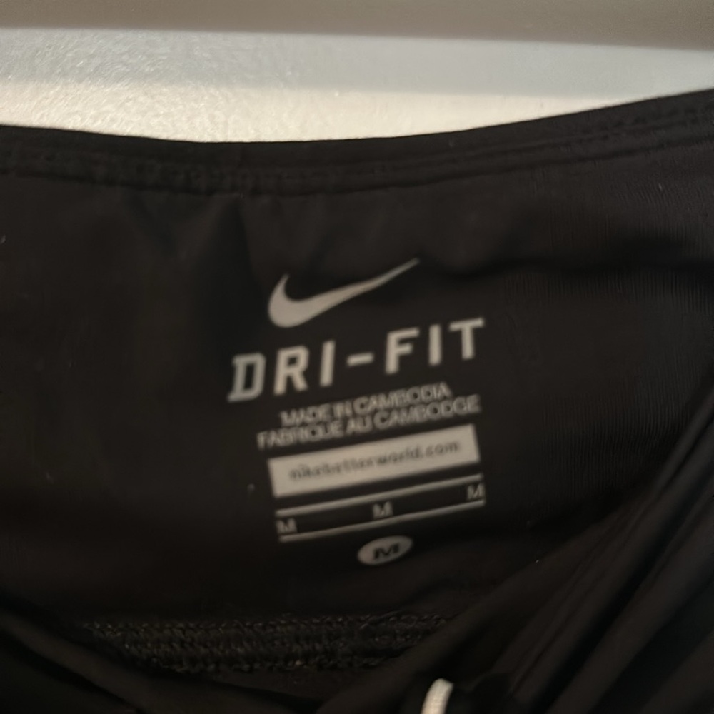 Nike dri fit Capri legging - Picture 3 of 4